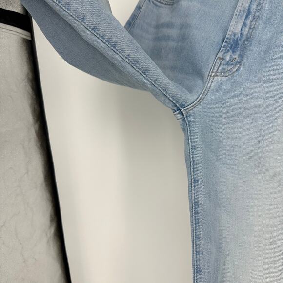 MOTHER The Rambler Zip Flood Jeans in Cherie Cherie Size 26 Light Wash Wide Leg - Picture 9 of 16